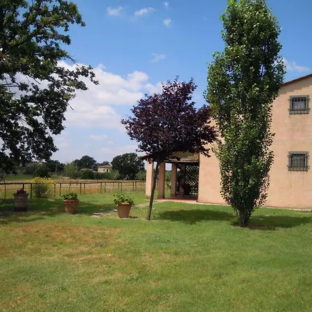 Le Casine-perignano-spinelli Sleeps 9