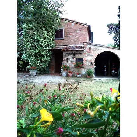 Le Casine-perignano-spinelli Sleeps 9 Apartment Cortona