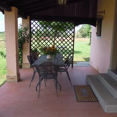 Le Casine-perignano-spinelli Sleeps 9 *