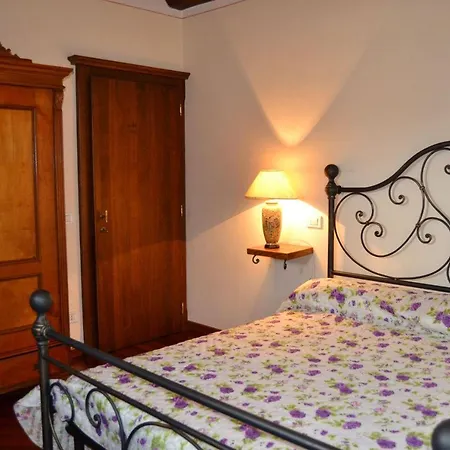 Le Casine-perignano-spinelli Sleeps 9 Appartement *